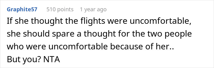 Comment discussing flight discomfort caused by an obese friend and suggesting buying two seats for comfort on flight.