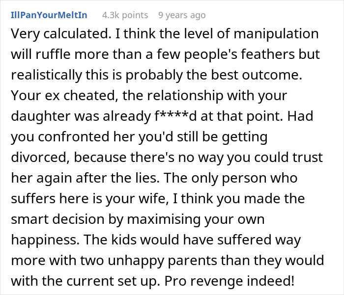 Comment discussing a husband's pro revenge after finding out wife is cheating, highlighting manipulation and walking away with everything.