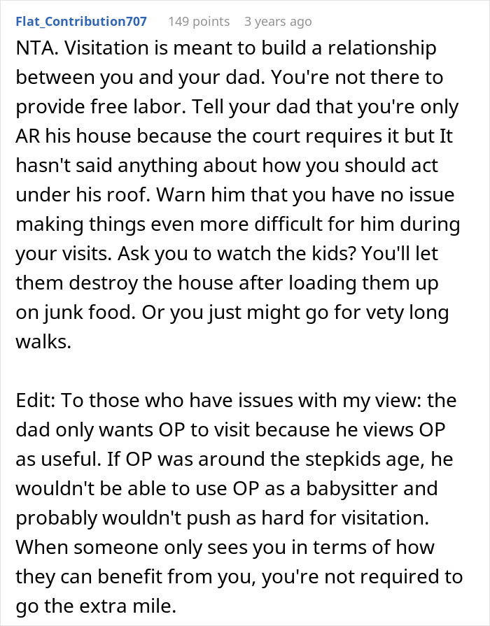 Screenshot of an online comment explaining refusing babysit stepsiblings and setting boundaries during visitation visits.