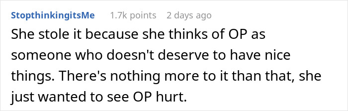 Comment discussing a woman ending a 15-year friendship after a purse incident, focusing on feelings of hurt and betrayal.