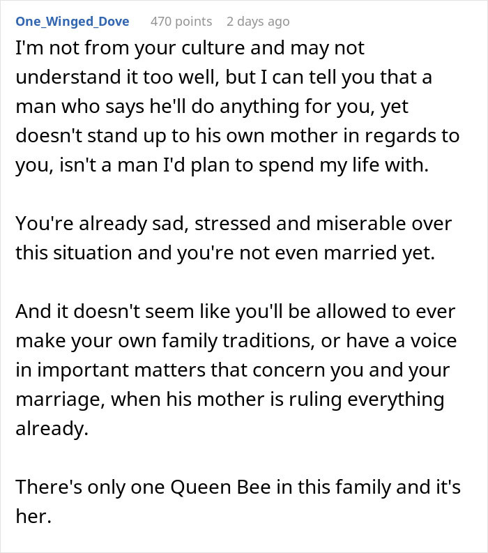 Text excerpt from a comment discussing a man lashing out at fianc&eacute;e after family dress shopping without her.