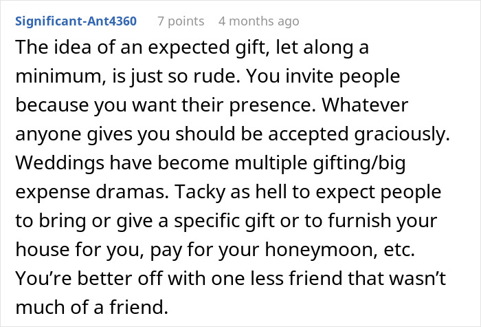 Comment discussing etiquette around wedding gifts and the drama caused by bride demanding $200 from friends after cheap wedding shower gifts.