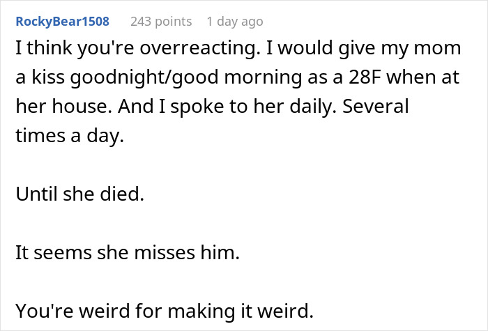 Screenshot of an online comment discussing a woman upset about her boyfriend being affectionate with his mom.