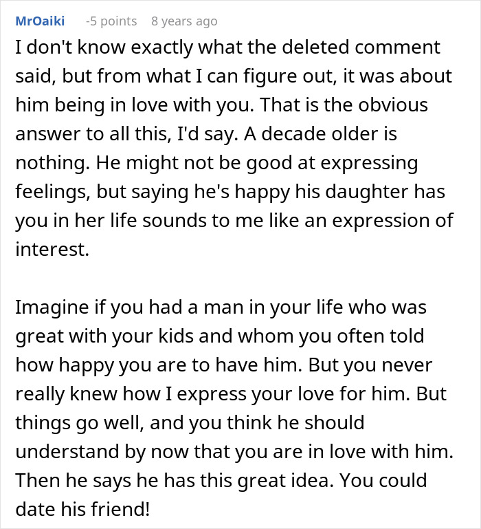 Screenshot of a comment discussing a woman setting up a widow and single mom for a date with a surprising reaction.