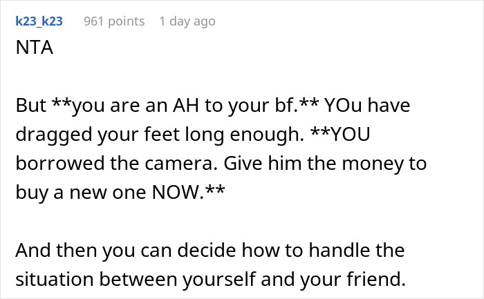 Comment on a post about a man catching a friend stealing his boyfriend&rsquo;s camera and confronting her.