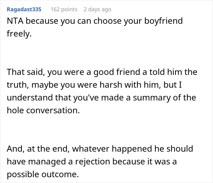 Text comment discussing a guy telling an old friend to date him instead of her boyfriend because he is tall and dealing with rejection.