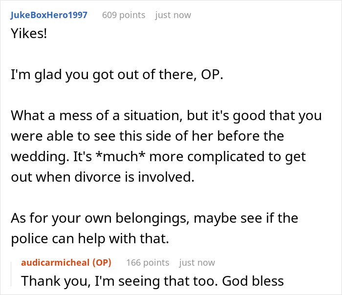 Comment thread discussing a man breaking up with fiancée after she tattoos his late brother’s face. Comment thread discussing a man breaking up with fiancée after she tattoos his late brother’s face.