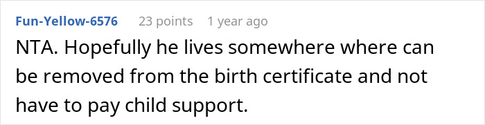 Screenshot of a forum comment discussing a woman who can&rsquo;t hold her friend&rsquo;s heavy secret and reveals it to her fianc&eacute; before the wedding.