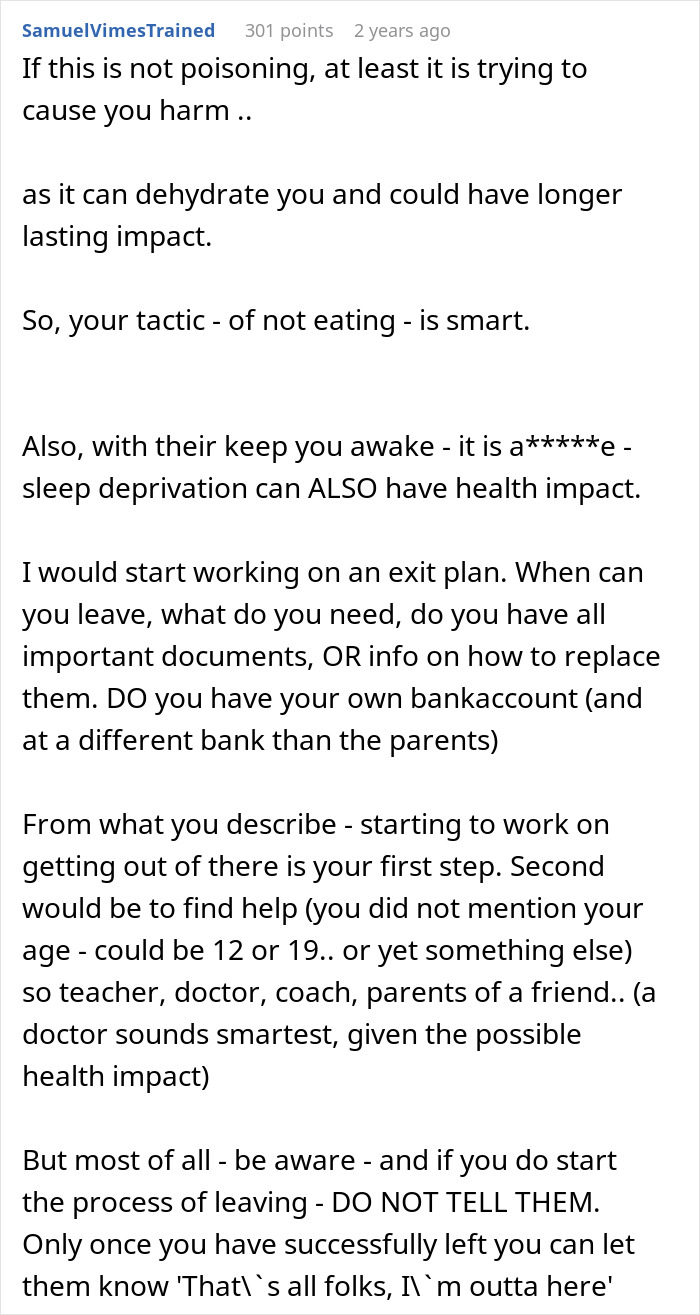 Online advice discussing parents' food making daughter sick and signs of possible poisoning or health impact.