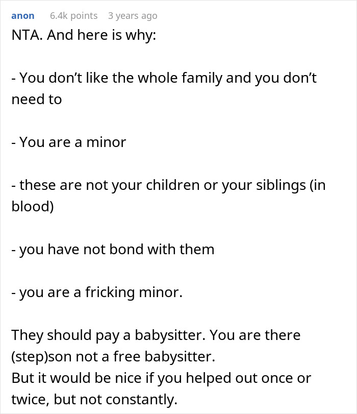 Text post explaining reasons for refusing babysit stepsiblings, emphasizing being a minor and lack of obligation.