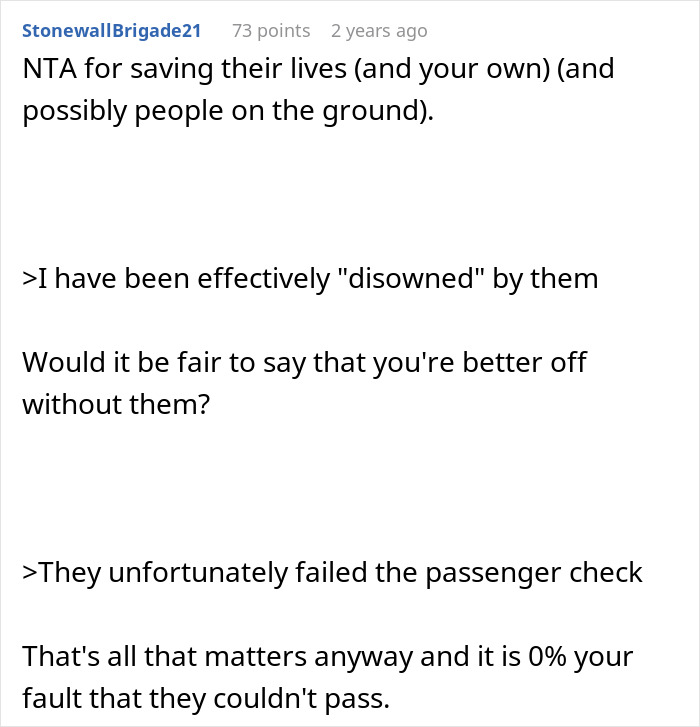 Reddit comment discussing a guy refusing to let obese family fly in his plane, sparking family drama. Reddit comment discussing a guy refusing to let obese family fly in his plane, sparking family drama.
