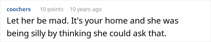 Screenshot of a comment disputing a woman accusing homeowners of ruining her party by not leaving their home.