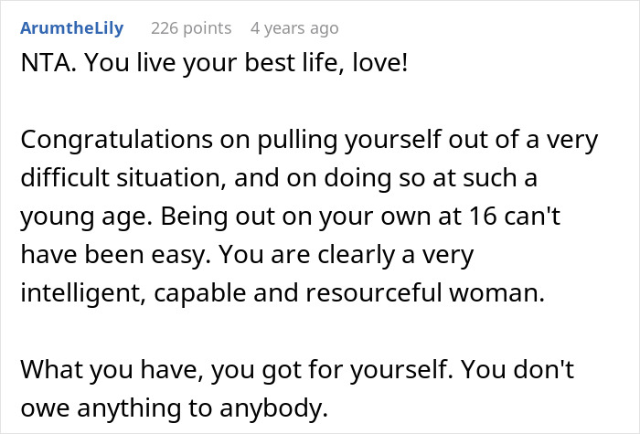 Reddit comment praising a young woman for her strength and independence in taking care of siblings and refusing mother&rsquo;s support.