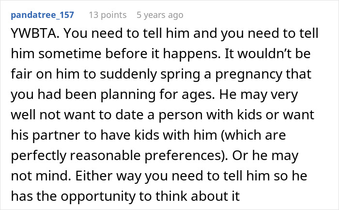 Screenshot of an online forum comment debating hiding artificial insemination plans from a date, focused on motherhood.
