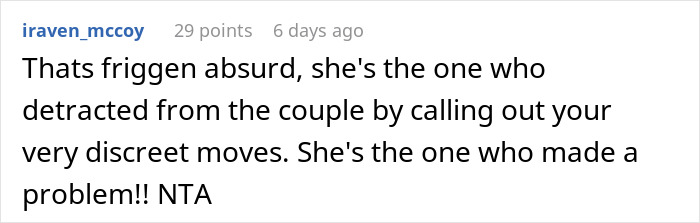 Screenshot of a Reddit comment discussing drama when a couple can&rsquo;t accommodate friend&rsquo;s diet at the wedding.