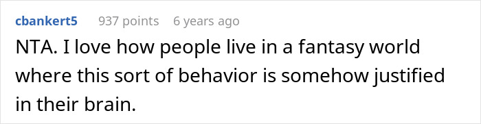 Screenshot of an online comment discussing a woman planning a solo trip and the partner’s reaction five days before leaving. Screenshot of an online comment discussing a woman planning a solo trip and the partner’s reaction five days before leaving.