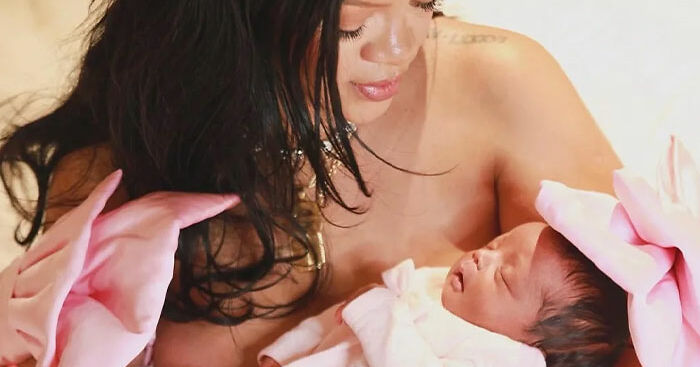 Rihanna Fans Urge Her To Change ‘Cruel’ Name She Gave Her Newborn Daughter