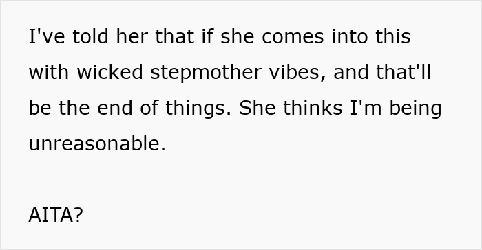Man defends his daughter&rsquo;s room from fianc&eacute;e, choosing his daughter over their future together in a tense family conflict.