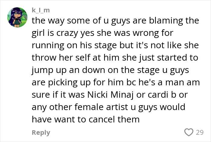 Comment discussing ex-con rock star fat shaming woman who rushed the stage, debating blame and gender bias.