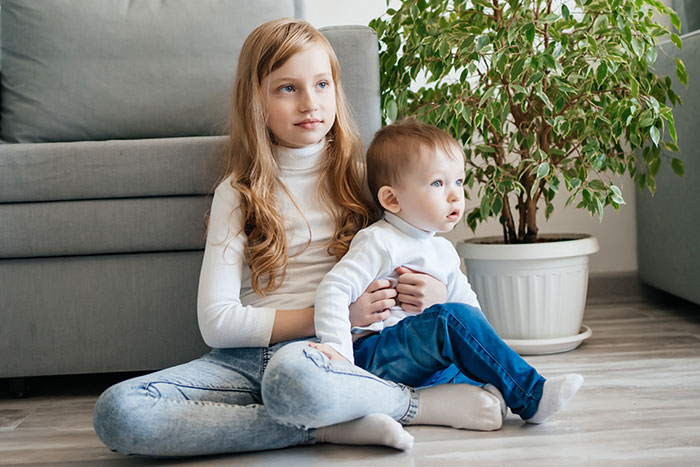 Woman Backs Out Of Deal To Babysit Sister&rsquo;s Kids After Sister Lets Her Move In To Do Just That
