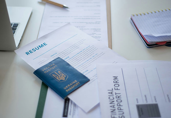 Someone Asks "What's A Profession That Deserves Every Bit Of Its Hatred?” And 43 People Don’t Hold Back