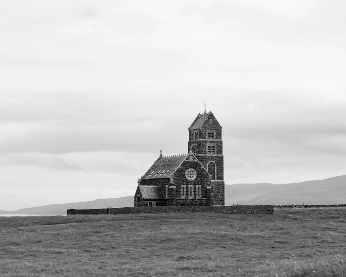 “That’s A Morgue Tag”: 35 Creepy Stories That Are Even More Unsettling When Told At Night