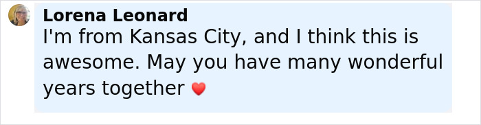 Comment from Lorena Leonard expressing congratulations and well wishes on Modern Family star Eric Stonestreet&rsquo;s wedding news.