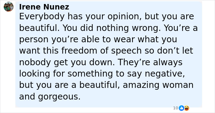 'Full House' Star Deletes Beach Pic After Getting Flooded With Comments About Her Body