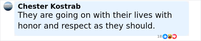 Alt text: Comment praising Barack Obama and Michelle for moving forward with honor and respect after presidency. Alt text: Comment praising Barack Obama and Michelle for moving forward with honor and respect after presidency.