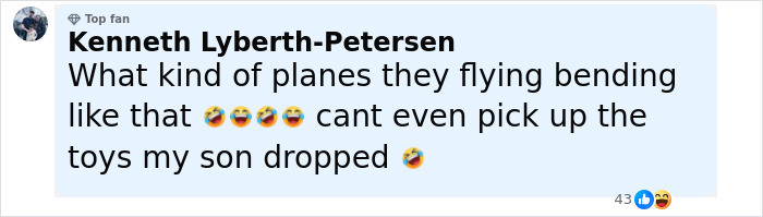 Simulation of a plane crash emergency demonstrating key mistakes to avoid during an aviation emergency situation. Simulation of a plane crash emergency demonstrating key mistakes to avoid during an aviation emergency situation.