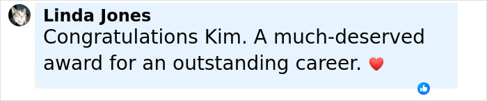 Comment praising Kim Novak for receiving a well-deserved lifetime achievement award for her outstanding career.