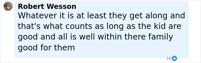 Comment by Robert Wesson praising Orlando Bloom and family for maintaining good relations despite breakup with Katy Perry.