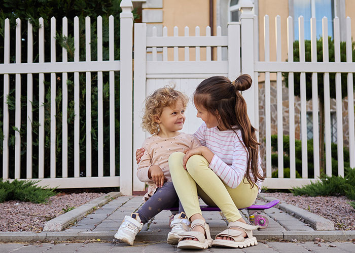 Eldest Daughter Raises 7 Siblings And Doesn&rsquo;t Even Get A &lsquo;Thank You&rsquo;, Refuses To Share Her Wealth