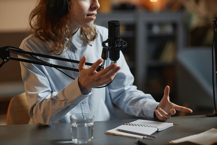 "Relentlessly Pursued By Someone": 46 Things That Look Awesome In Movies But Are Terrible In Real Life