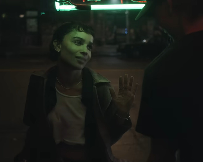 &ldquo;I Guess She Didn&rsquo;t Watch The Office&rdquo;: Zo&euml; Kravitz Explains Why &lsquo;Friends&rsquo; Belongs In The Past