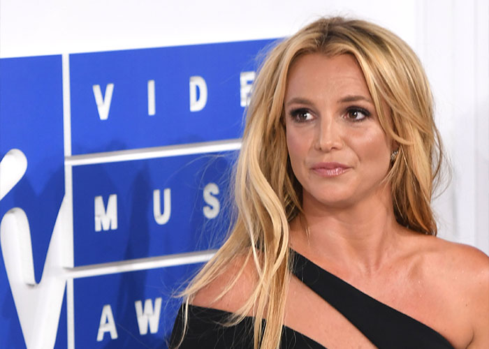 Britney Spears at the MTV Video Music Awards looking emotional amid news about brain damage and ex Kevin Federline&rsquo;s memoir.