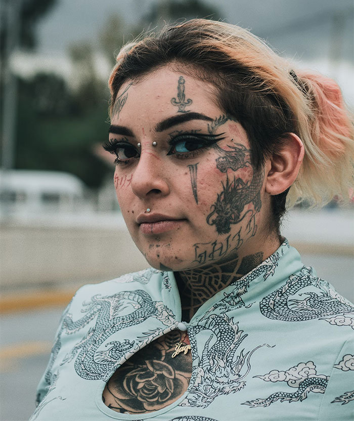 Wife Mocks Husband&rsquo;s Goth Friend In Public, He Snaps Back And Regrets It