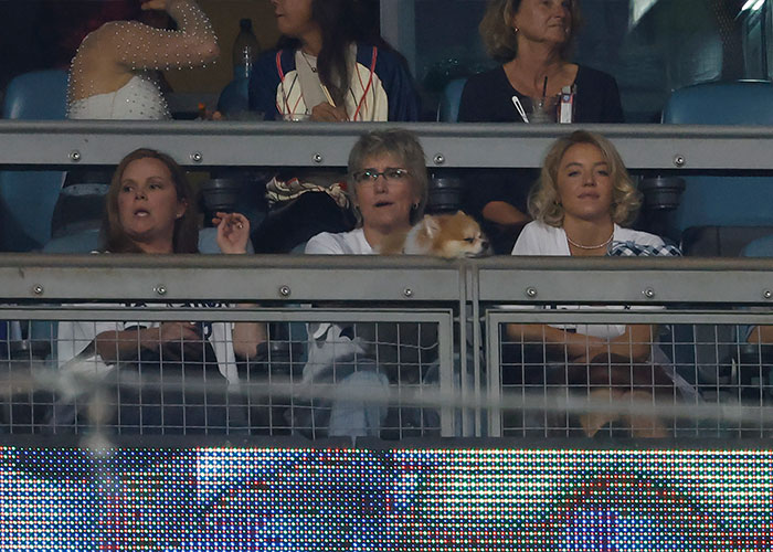 Sydney Sweeney Divides Fans With Her World Series Game 4 Intro: &ldquo;Who Invited You?&rdquo;