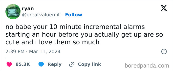Tweet by user ryan humorously praising 10-minute incremental alarms, featured in funny and random Thunder Dungeon memes.