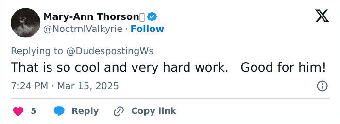 My Name Is Earl actor showing off stunning new look after significant weight loss, smiling confidently outdoors.
