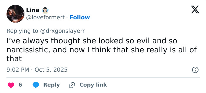 Screenshot of a Twitter reply discussing Taylor Swift&rsquo;s Graham Norton appearance and fans&rsquo; reactions to the cringe moment.