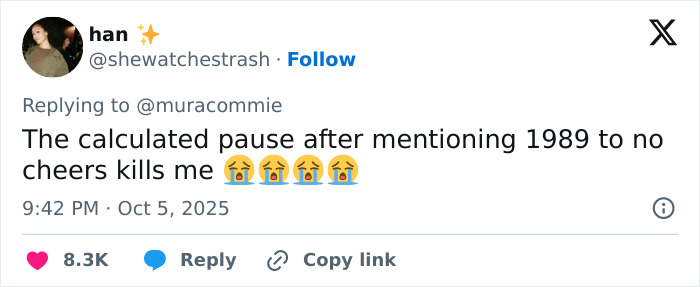 Screenshot of a Twitter reply discussing Taylor Swift&rsquo;s cringe moment and pause during Graham Norton appearance.