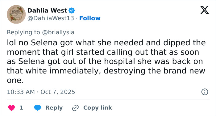 Tweet discussing Selena Gomez under fire for not inviting her kidney donor to her wedding, sparking controversy online.