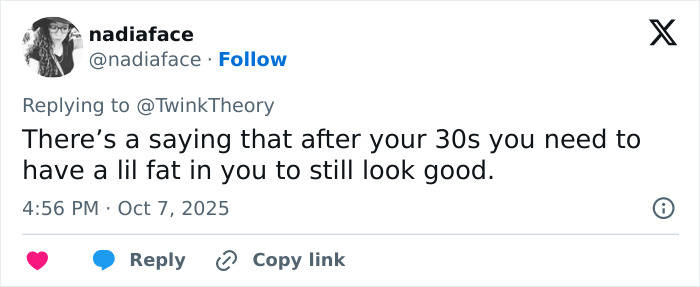 Tweet by user nadiaface discussing appearance changes after 30s related to Mandy Moore's unrecognizable new look.