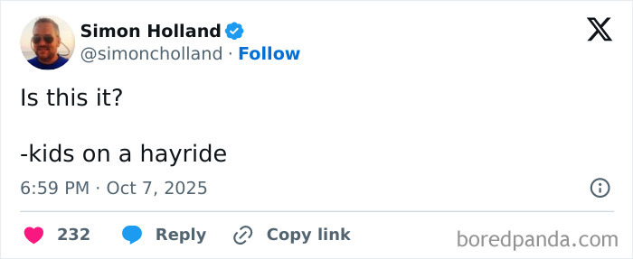 Tweet from Simon Holland humorously referencing kids on a hayride, reflecting funny parents' moments on X in October.