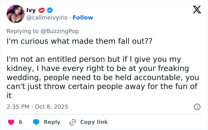 Tweet discussing fans&rsquo; suspicion of Selena Gomez&rsquo;s kidney donor amid wedding drama and team paying her.