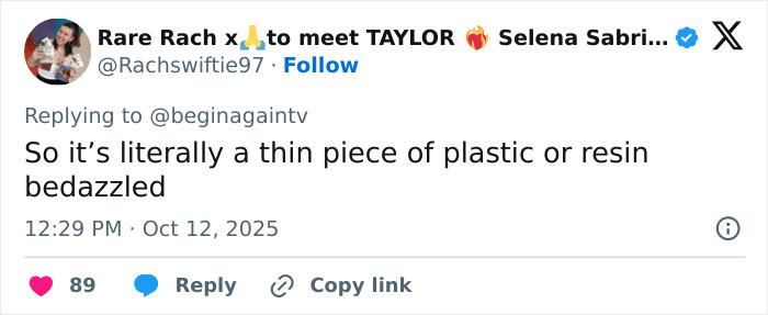Screenshot of a Twitter post mocking Taylor Swift&rsquo;s $40 Life Of A Showgirl hairbrush as a thin plastic or resin piece.
