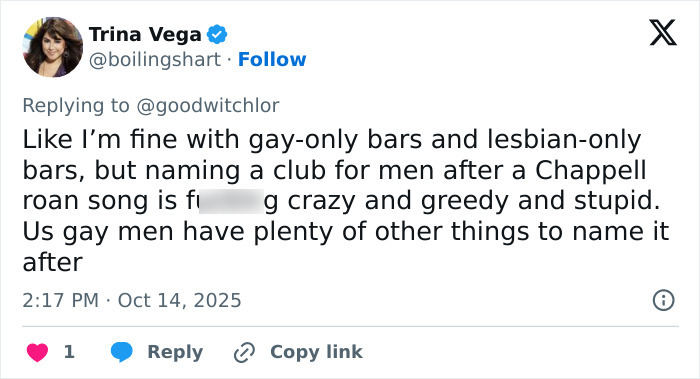 Screenshot of a tweet discussing controversy over a men-only gay bar accused of blatant misogyny by lesbians.