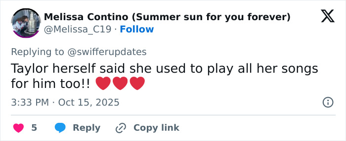 Tweet from Taylor Swift fan Melissa Contino sharing how Taylor played songs for her late friend, inspired by hit song memory.