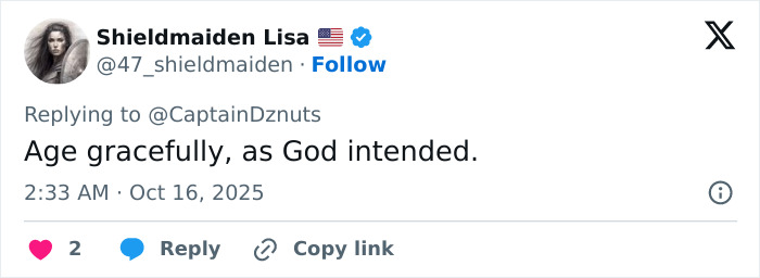 Tweet from Shieldmaiden Lisa replying to a comment about aging gracefully, timestamped October 16, 2025, at 2:33 AM.